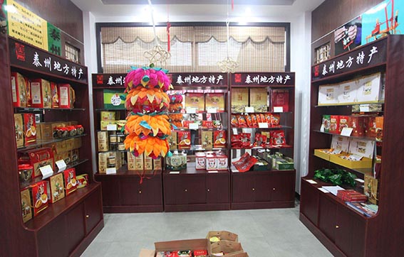 哈尔滨特产店喷漆展示柜定制