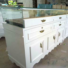 哈尔滨木质喷漆珠宝展示柜